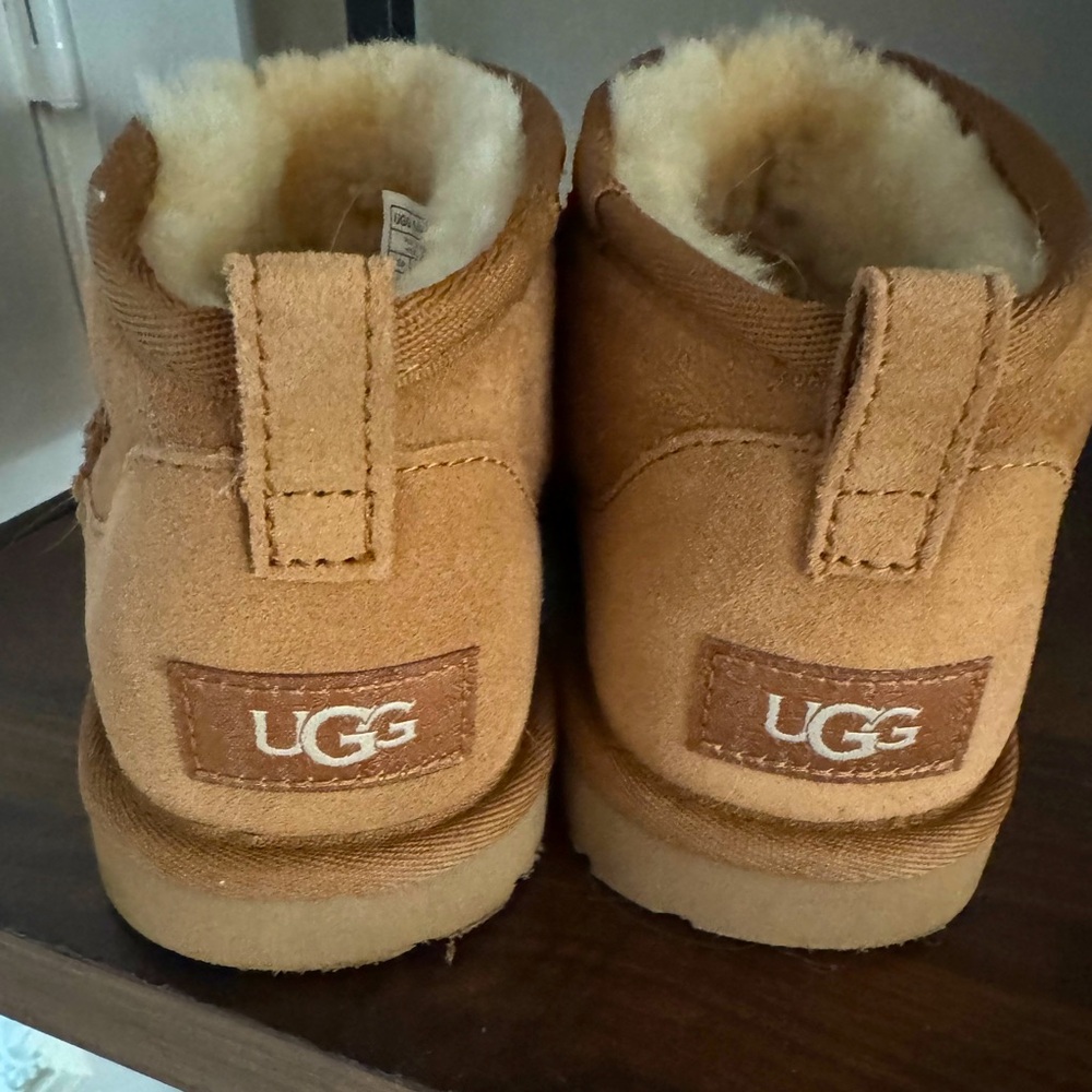 Classic Ugg Mini Boots